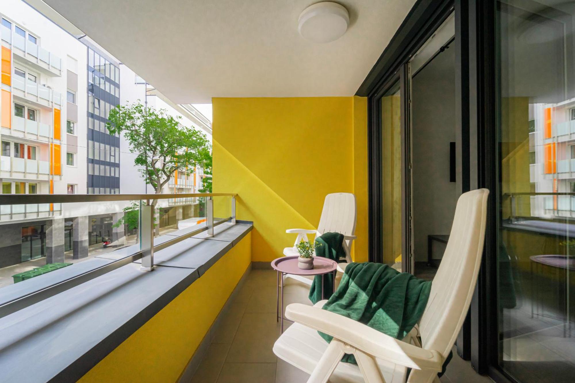 Westside Garden Apartments By Urbanrent Budapeste Exterior foto